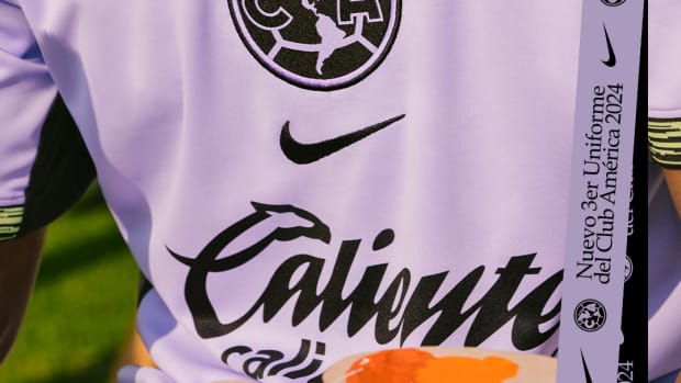 El nuevo uniforme morado del América.